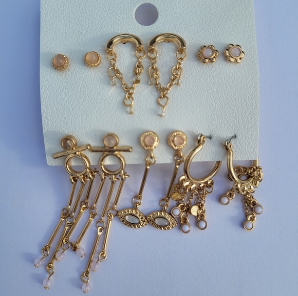 NWT Free People Levitation stud set in Gold Rose Quartz - Picture 2 of 6